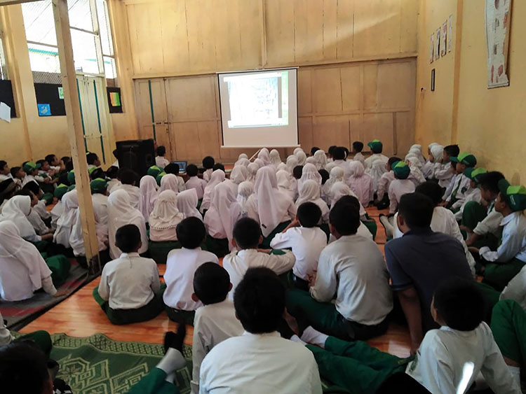 Pembejalaran berbasis IT MI.Mu